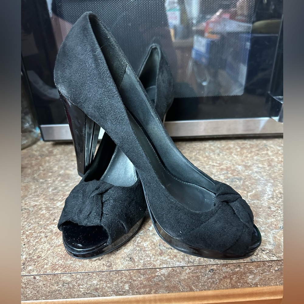 Fioni black fo suede heels-Minor scuffs- Size 9.5